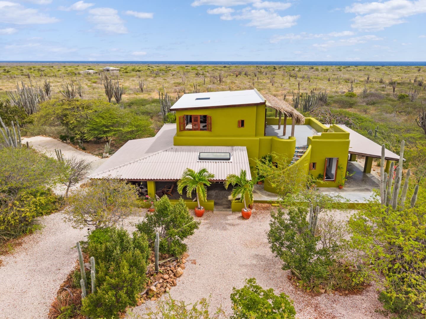 Luga Aleha 17 - Off-Grid Rural Estate on 116,000m² Freehold