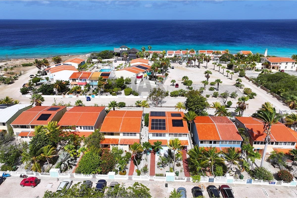 Lighthouse Beach Resort - Gerenoveerd Herenhuis in Belnem