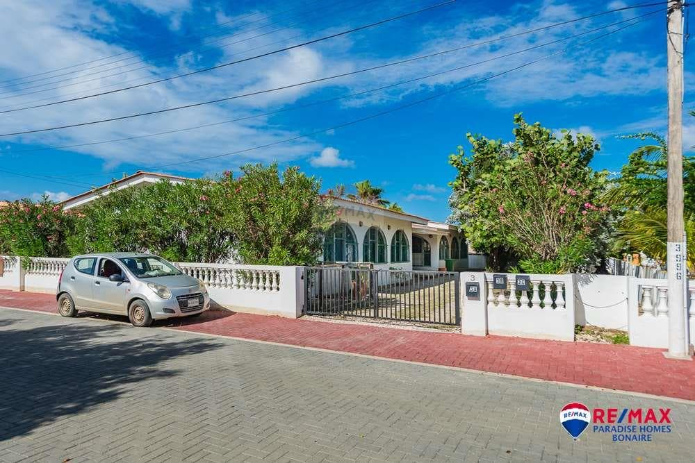 Great Rental Income Property!
