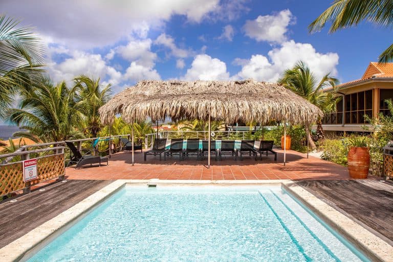 Coastal Vibes at Caribbean Club - 1BR Near 1000 Steps