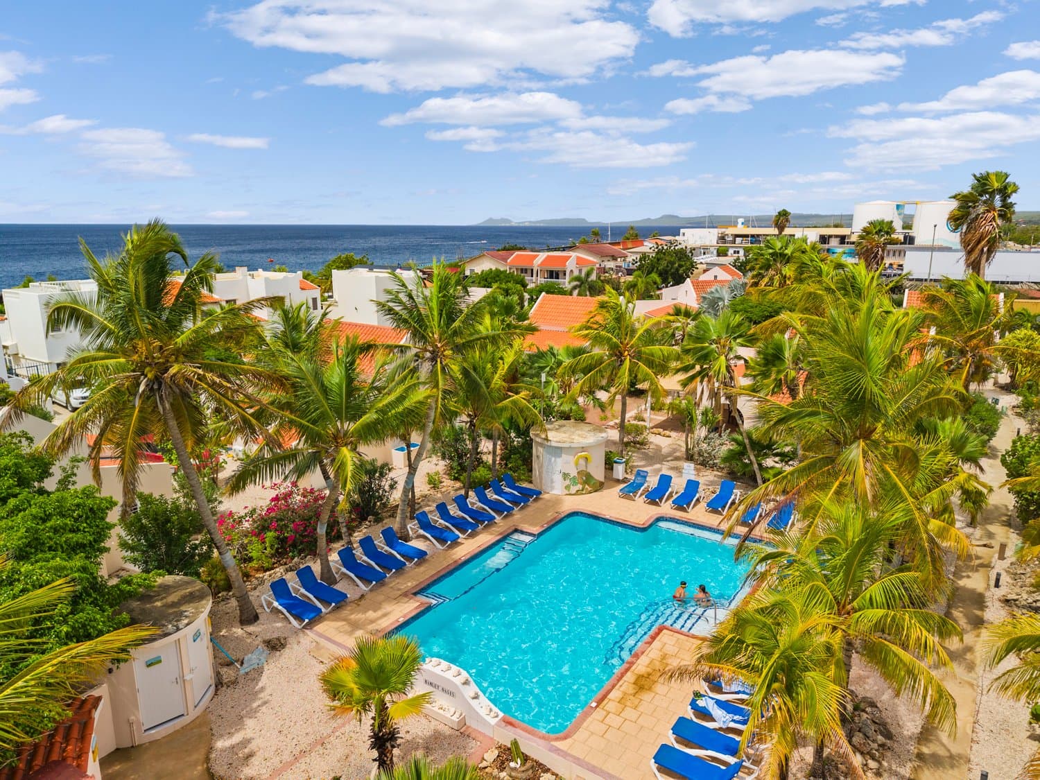 Hamlet Oasis 10 - Poolside Resort Cottage with Rental Income