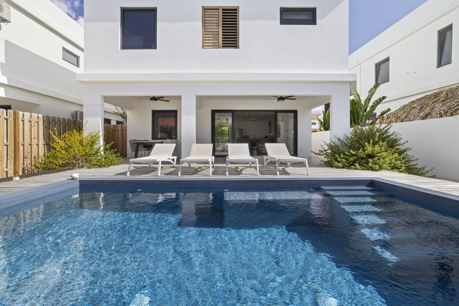 Hatri 11 - Modern 2SK Appartement met Zwembad in Belnem