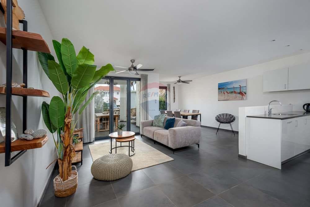 Grand Windsock Apartment A02