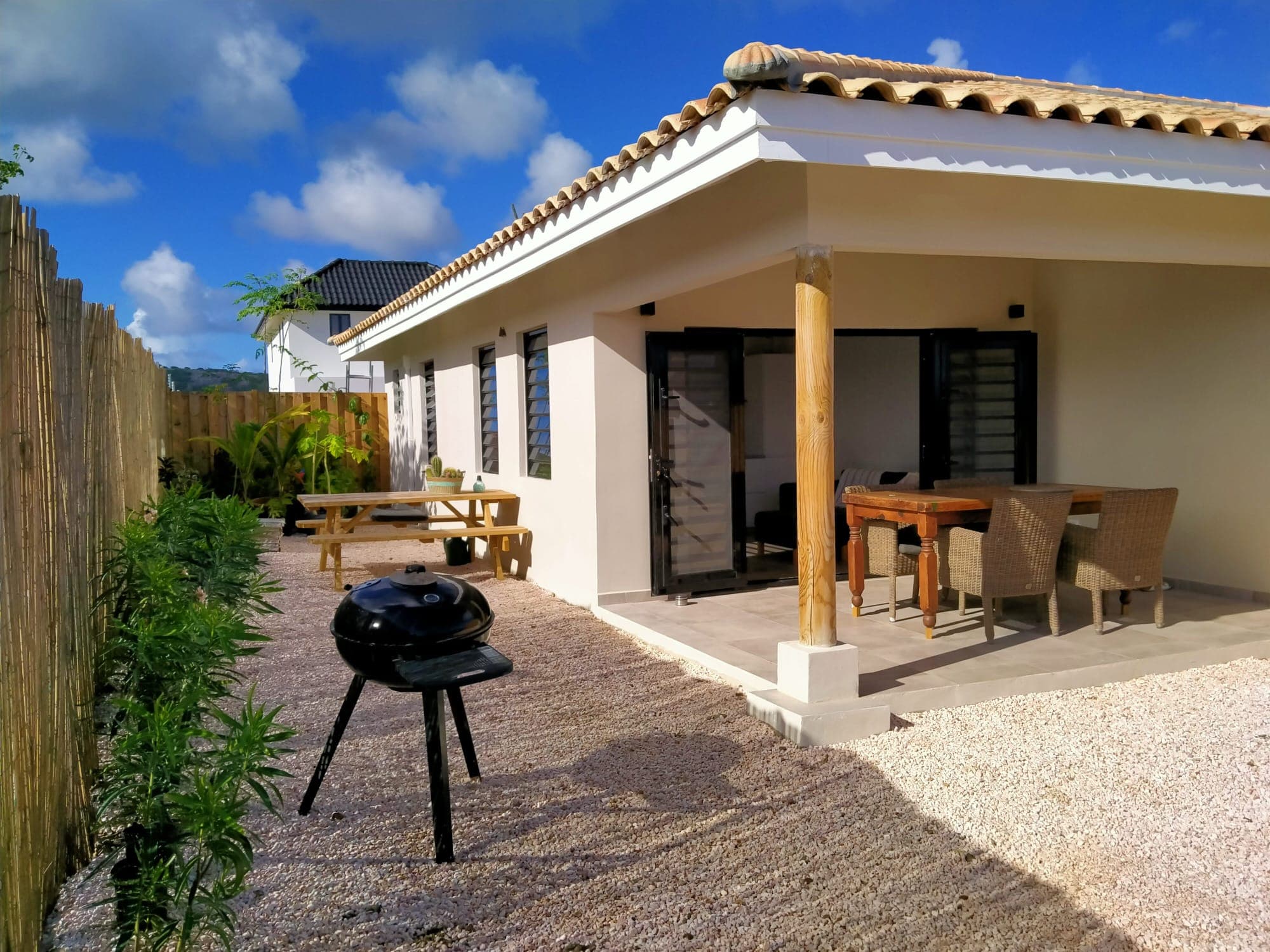 Bona Bista 30A - Furnished 1BR Apartment, Long-Term