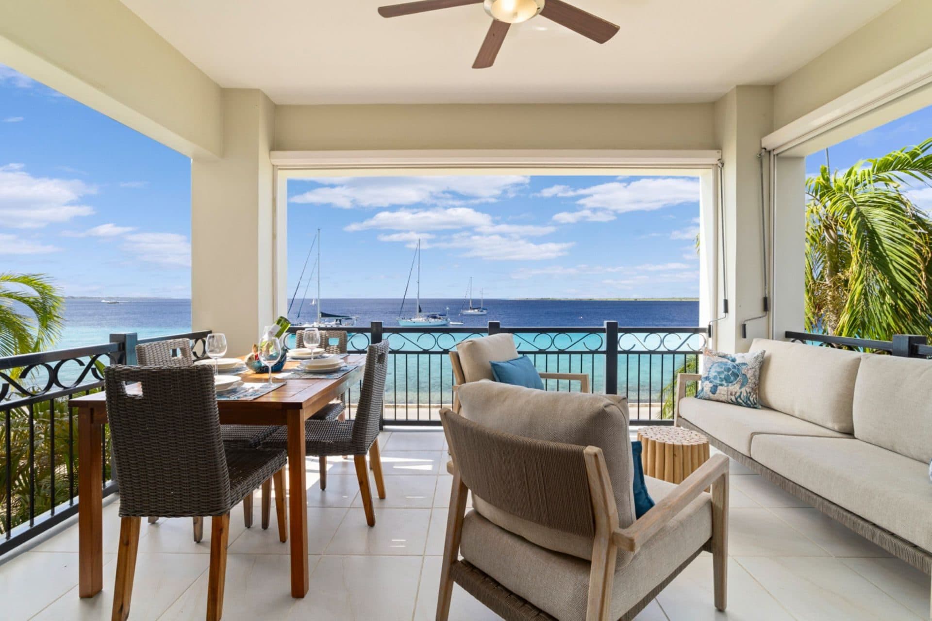 Elegancia del Caribe 7 - Sea View Corner Condo in Kralendijk