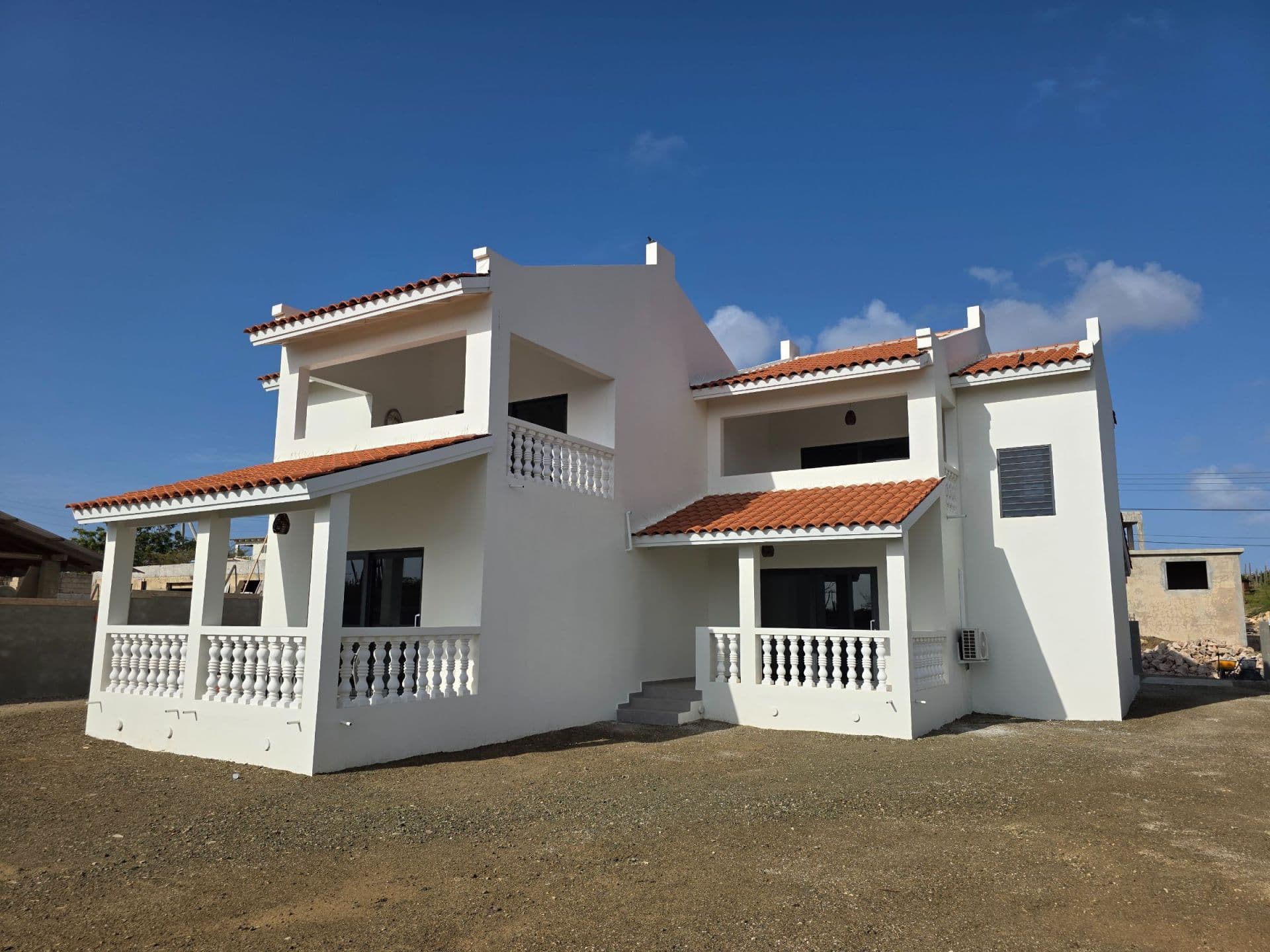 Kaya Amparo 8B – Furnished New-Build 2BR Home in Antriol