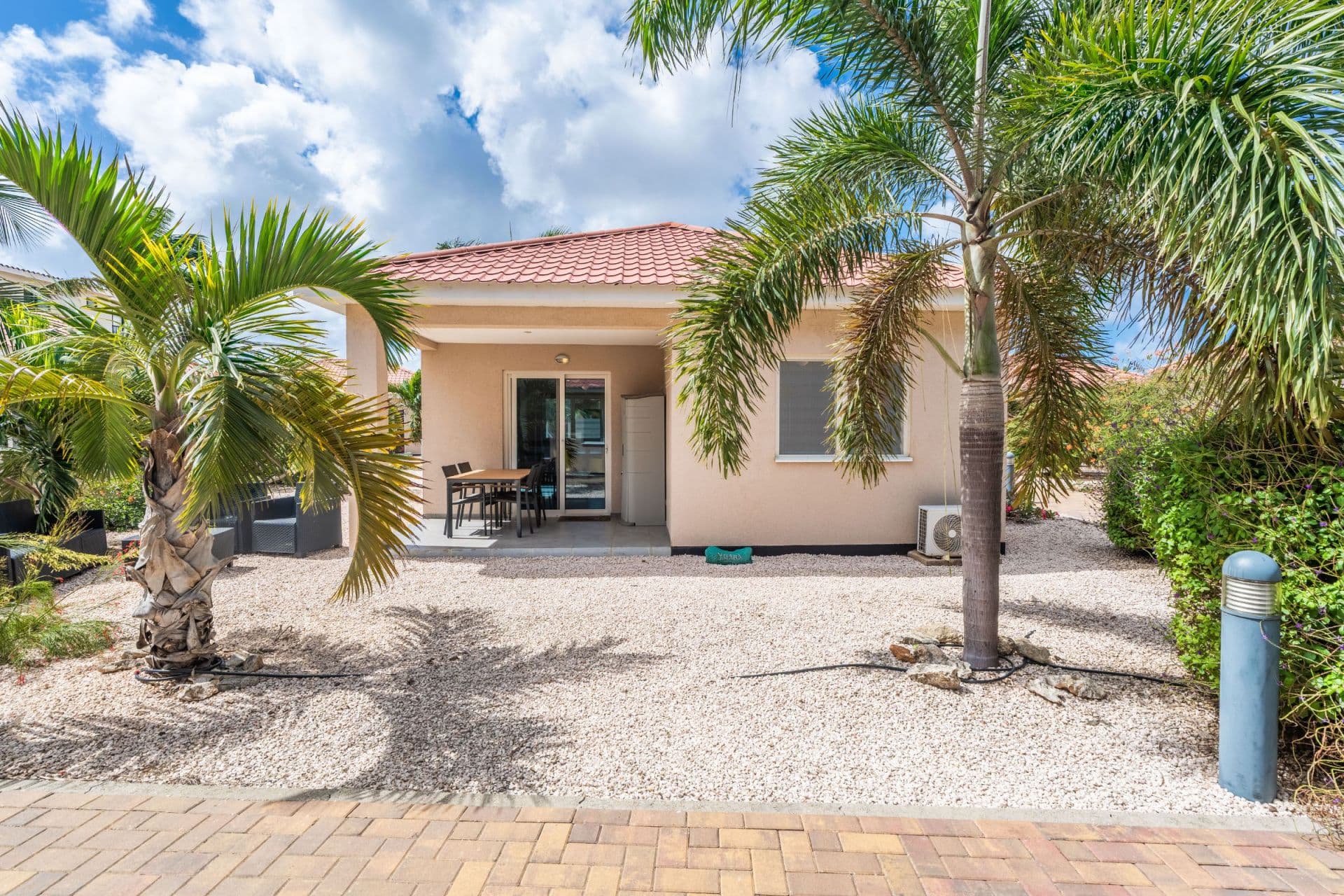 Kaya Breda 27 - Furnished 2BR House with Pool in Hato