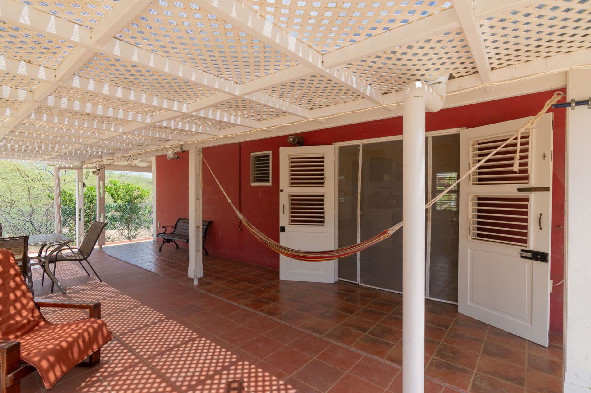 Kaya Nikiboko Noord 19A - Furnished 1BR Apt in Nikiboko